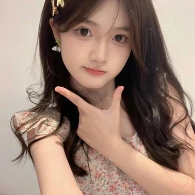 踮起脚尖靠近你