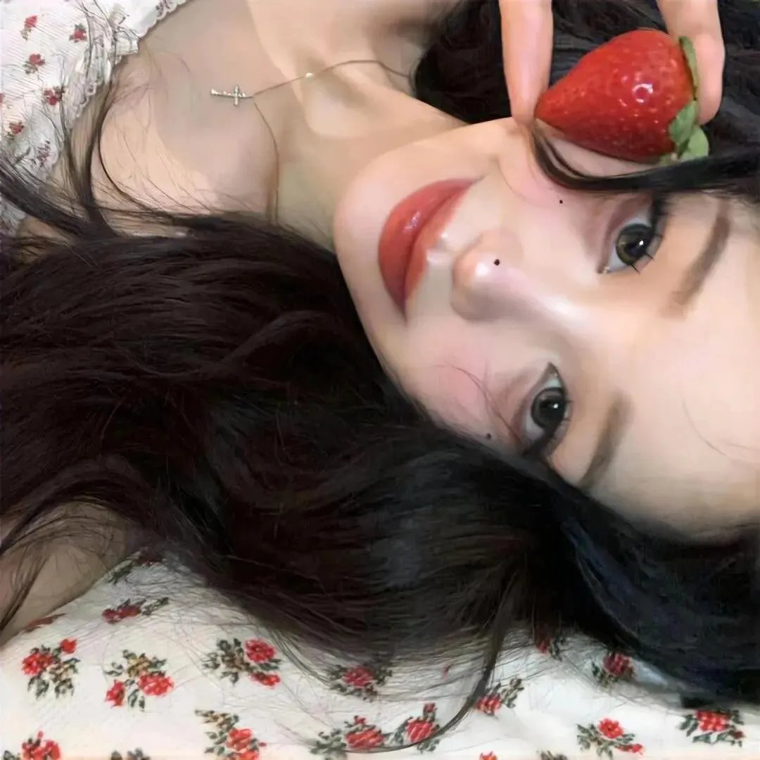 离婚当天，被帮派继承人缠上了